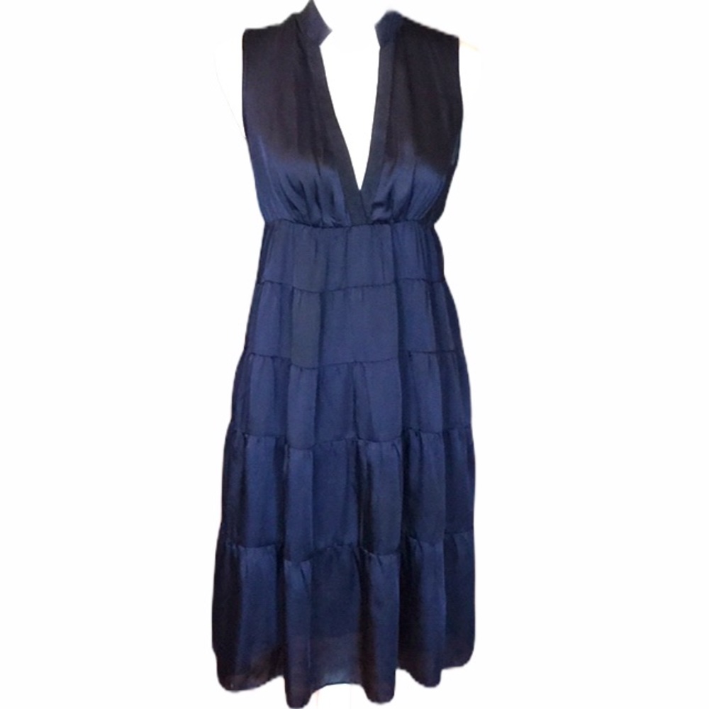 Theme Navy Blue high waisted V neck midi d…